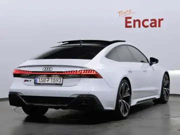 2021 Audi RS 7 с пробегом 60 895 км
