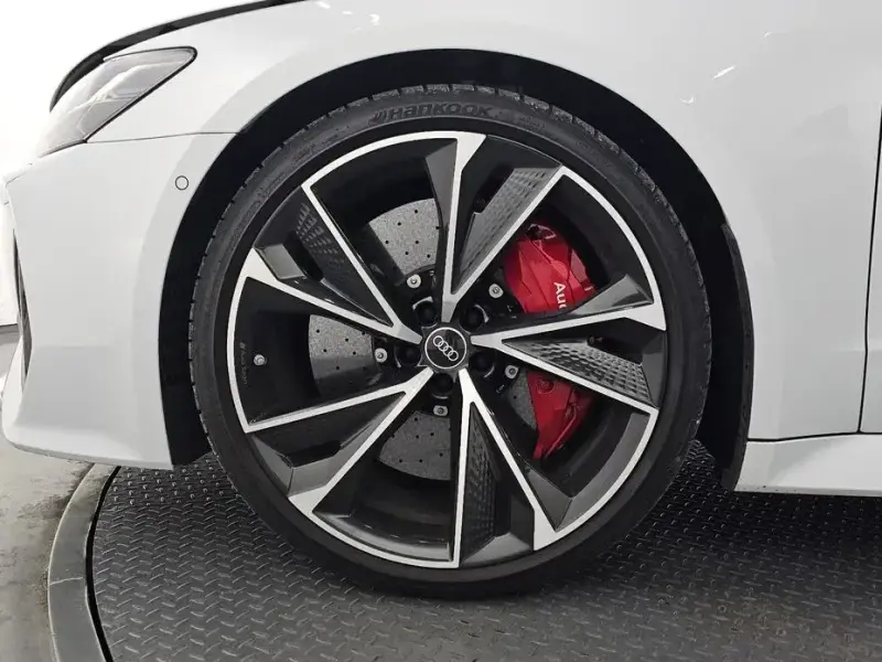 2021 Audi RS 7 с пробегом 60 895 км