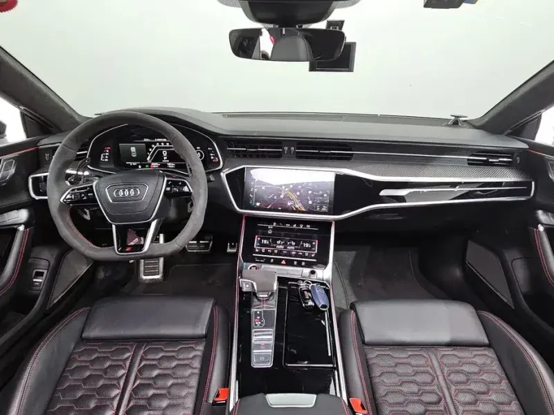 2021 Audi RS 7 с пробегом 60 895 км