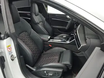 2021 Audi RS 7 с пробегом 60 895 км