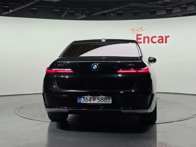 2023 BMW 7 серии с пробегом 72 581 км