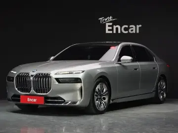 2023 BMW 7 серии с пробегом 79 080 км