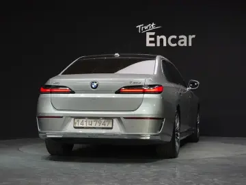 2023 BMW 7 серии с пробегом 79 080 км