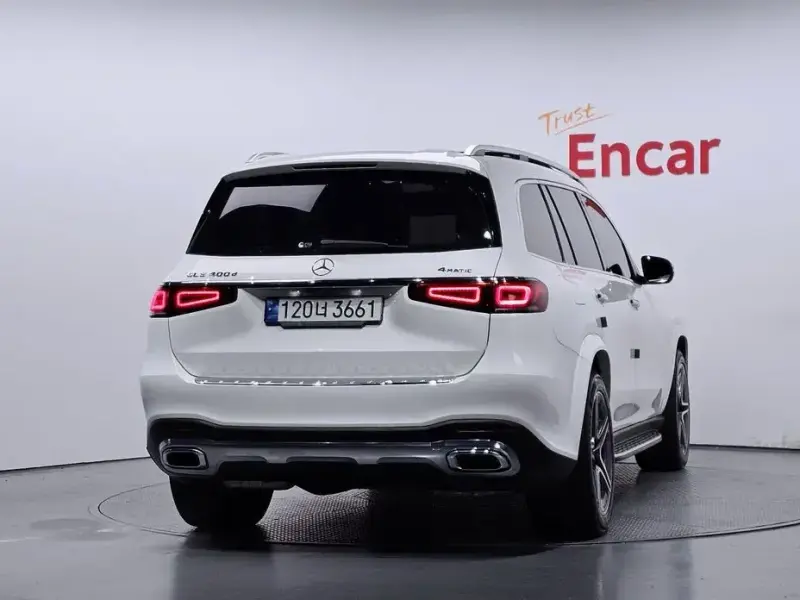 2022 Mercedes-Benz GLS с пробегом 121 880 км