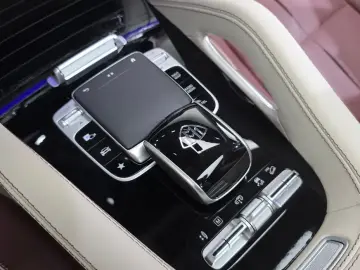 2023 Mercedes-Benz GLS с пробегом 9 023 км
