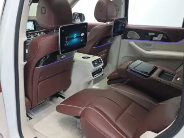 2023 Mercedes-Benz GLS с пробегом 9 023 км