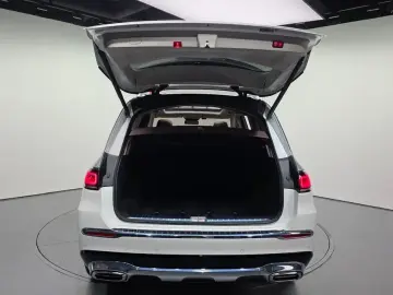 2023 Mercedes-Benz GLS с пробегом 9 023 км