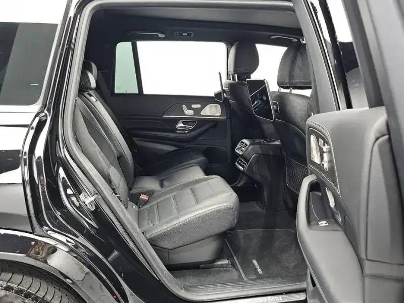 2022 Mercedes-Benz GLS с пробегом 43 273 км