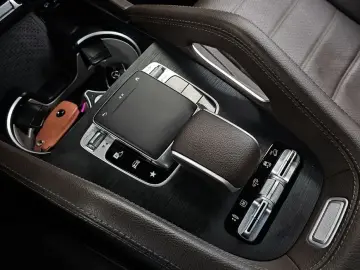 2023 Mercedes-Benz GLS с пробегом 31 839 км