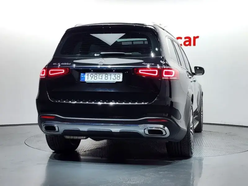 2023 Mercedes-Benz GLS с пробегом 14 282 км