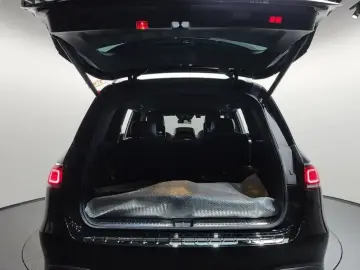 2023 Mercedes-Benz GLS с пробегом 14 282 км