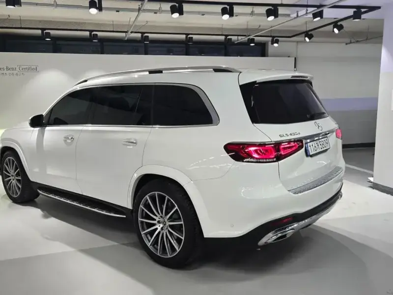 2023 Mercedes-Benz GLS с пробегом 44 680 км