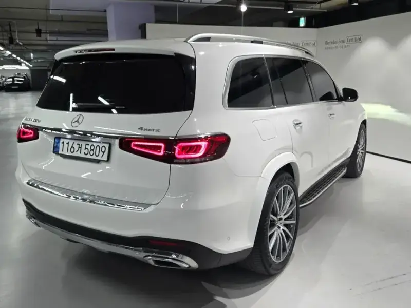 2023 Mercedes-Benz GLS с пробегом 44 680 км