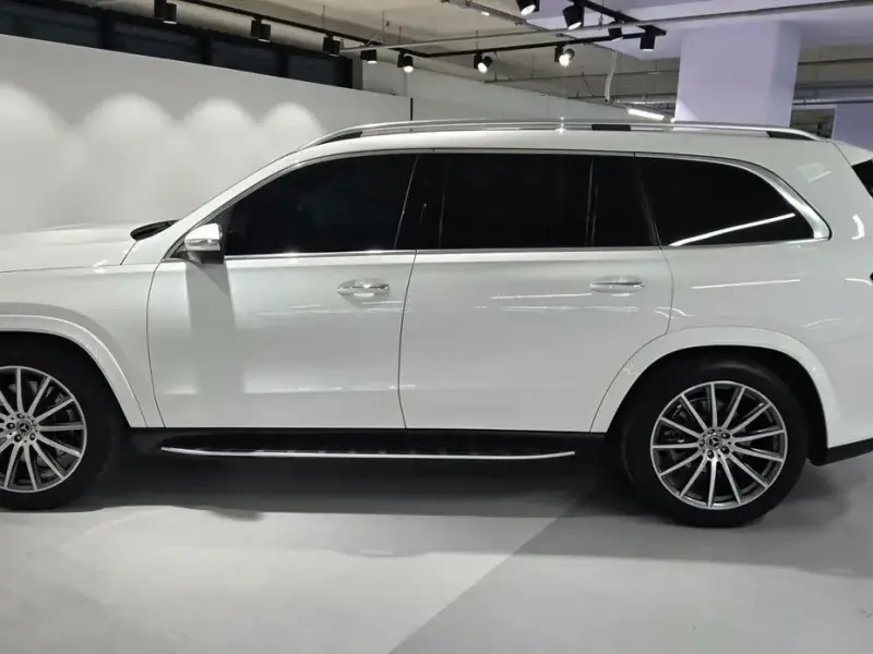 2023 Mercedes-Benz GLS с пробегом 44 680 км