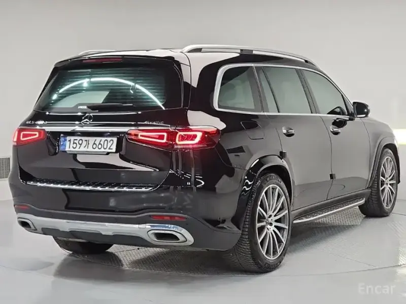 2023 Mercedes-Benz GLS с пробегом 68 707 км