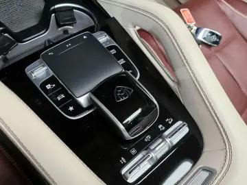 2023 Mercedes-Benz GLS с пробегом 57 642 км