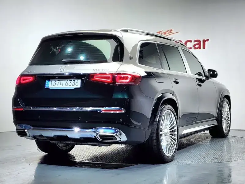 2023 Mercedes-Benz GLS с пробегом 5 508 км