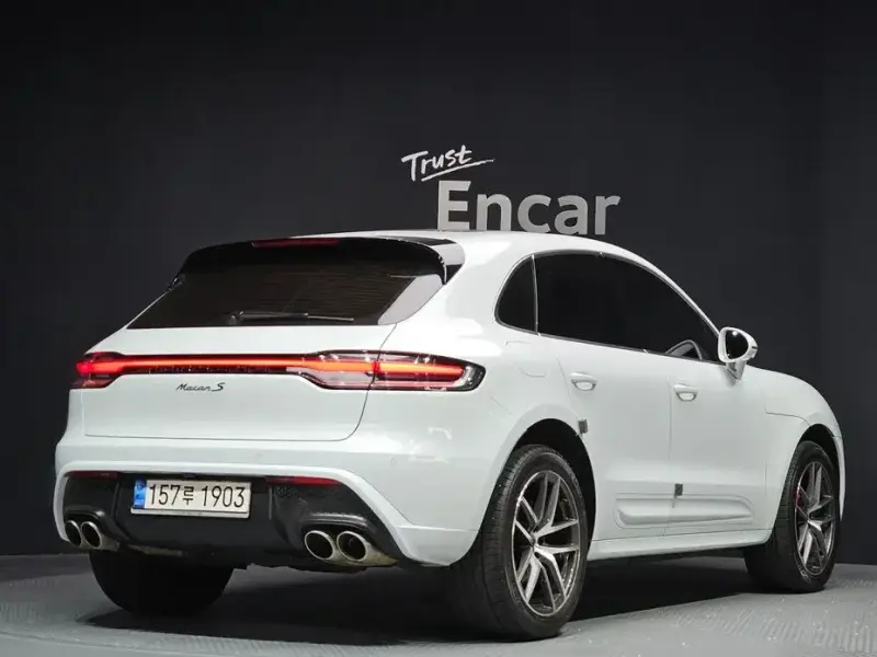 2022 Porsche Macan с пробегом 33 265 км