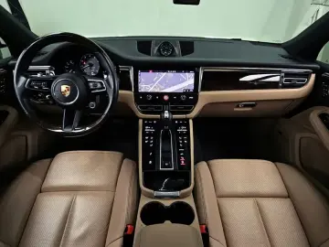 2022 Porsche Macan с пробегом 33 265 км