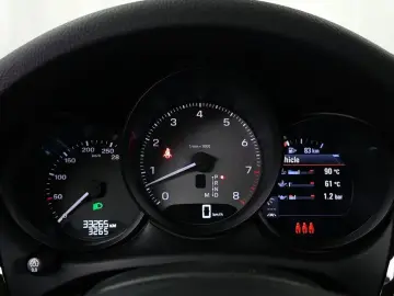 2022 Porsche Macan с пробегом 33 265 км