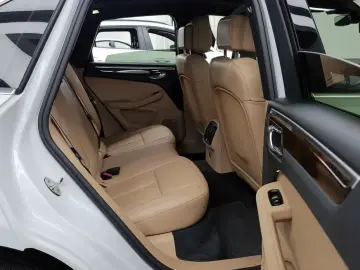 2022 Porsche Macan с пробегом 33 265 км