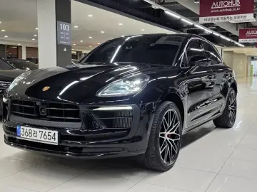 2022 Porsche Macan с пробегом 23 875 км
