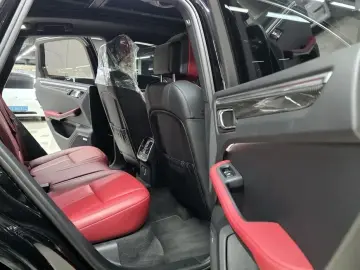 2022 Porsche Macan с пробегом 23 875 км