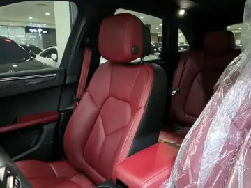 2022 Porsche Macan с пробегом 23 875 км