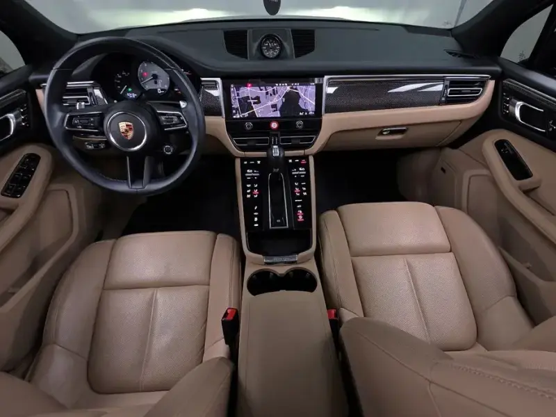 2023 Porsche Macan с пробегом 57 410 км