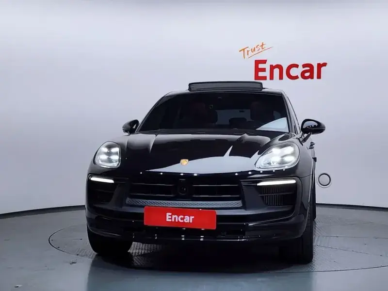 2022 Porsche Macan с пробегом 38 295 км