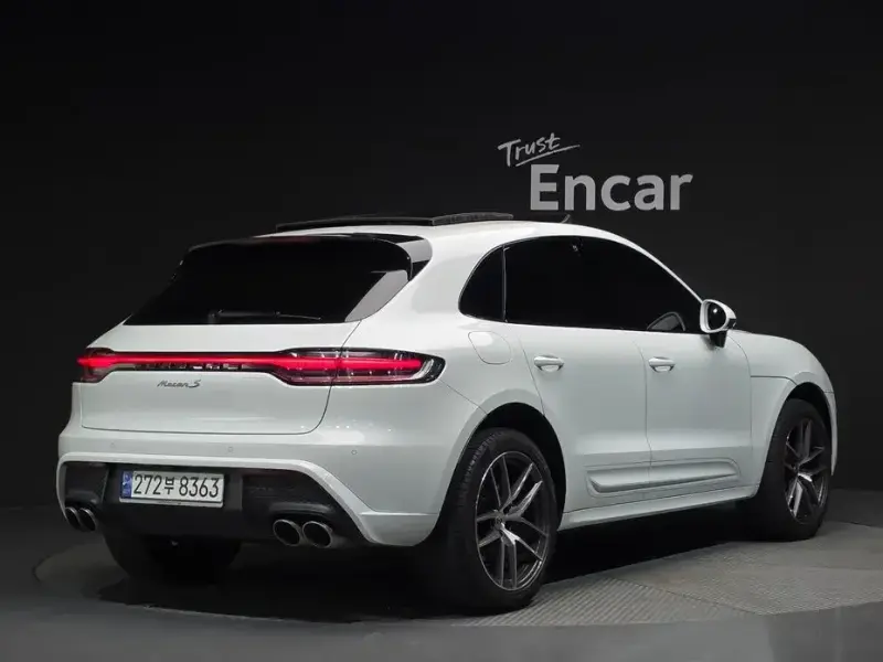2023 Porsche Macan с пробегом 46 515 км