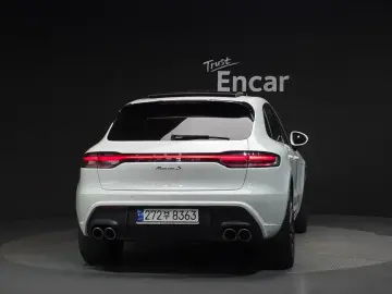 2023 Porsche Macan с пробегом 46 515 км