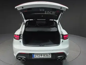 2023 Porsche Macan с пробегом 46 515 км
