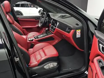 2022 Porsche Macan с пробегом 54 587 км