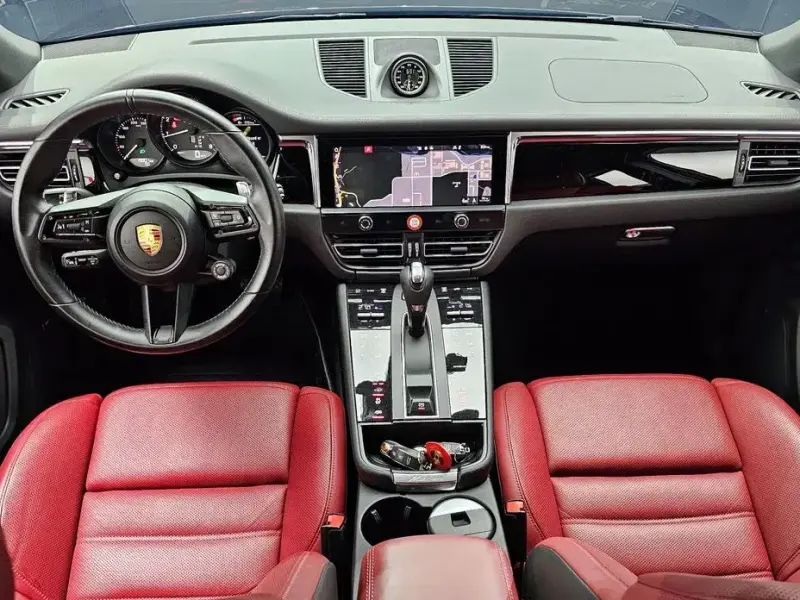 2022 Porsche Macan с пробегом 19 901 км
