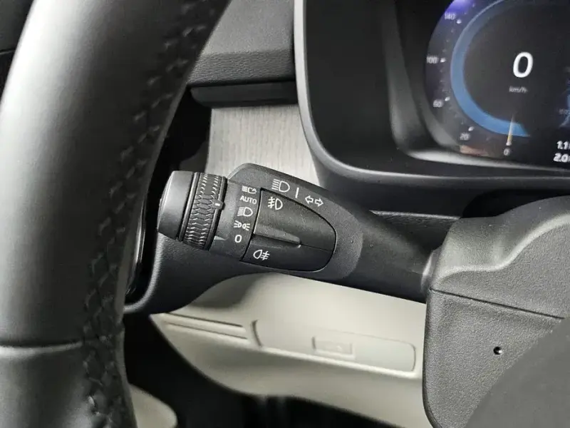 2022 Volvo XC40 с пробегом 10 823 км