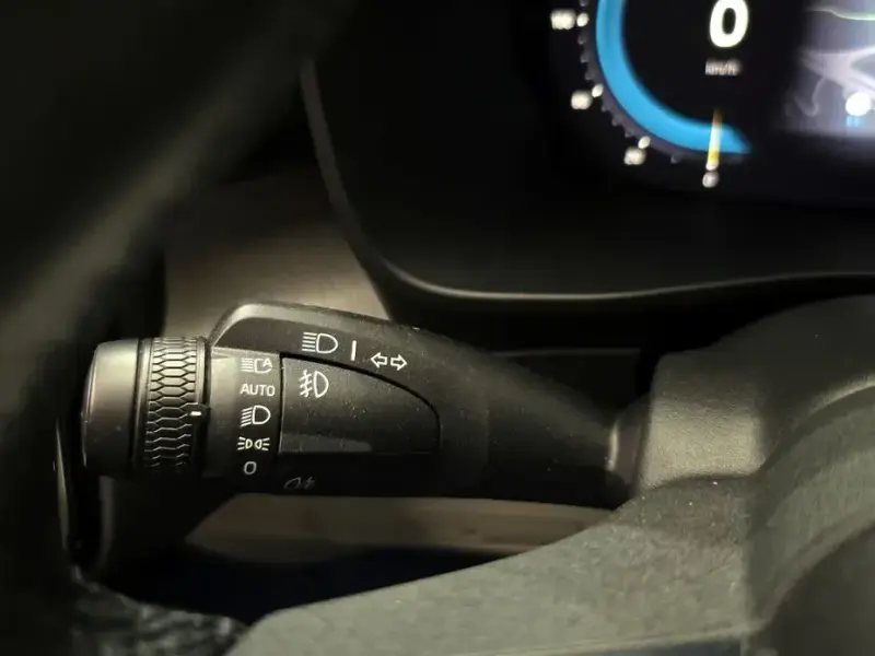 2024 Volvo XC40 с пробегом 10 194 км