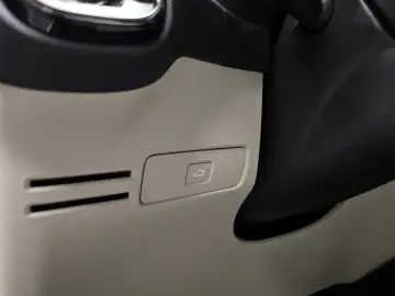 2024 Volvo XC40 с пробегом 10 194 км