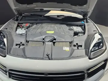 2023 Porsche Cayenne с пробегом 31 587 км