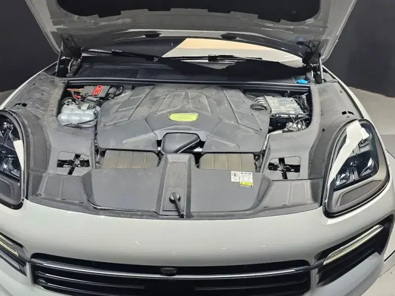 2023 Porsche Cayenne с пробегом 31 587 км