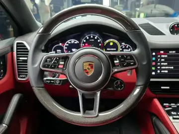 2023 Porsche Cayenne с пробегом 31 587 км