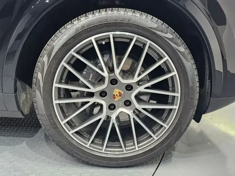 2023 Porsche Cayenne с пробегом 52 754 км