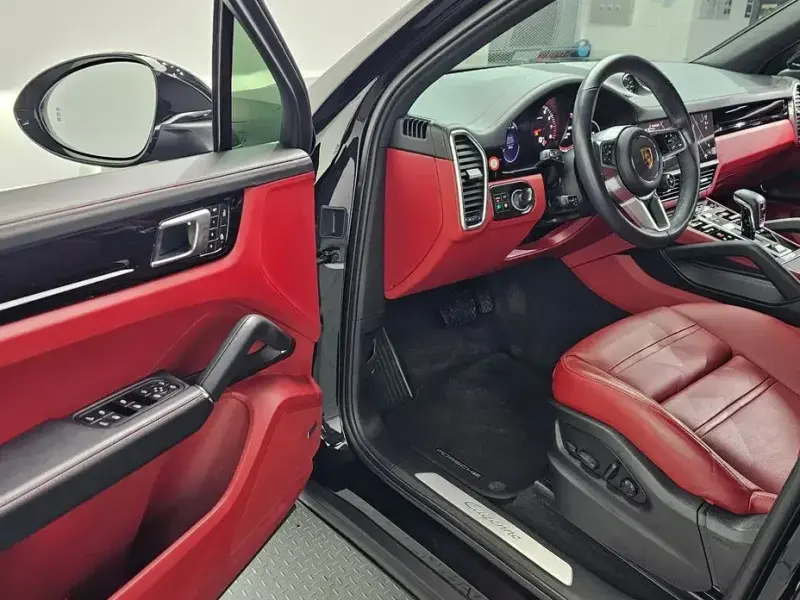 2023 Porsche Cayenne с пробегом 52 754 км