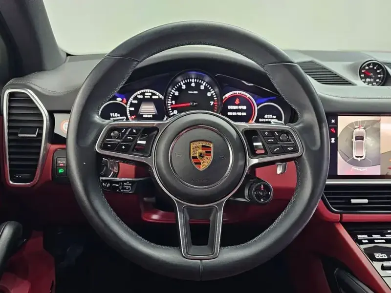 2023 Porsche Cayenne с пробегом 52 754 км