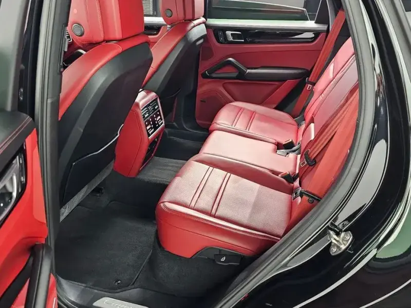 2023 Porsche Cayenne с пробегом 52 754 км
