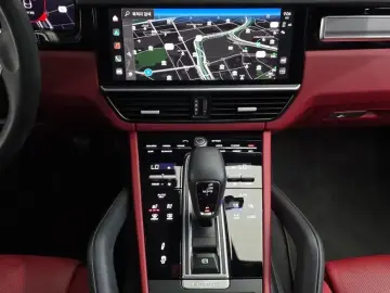 2023 Porsche Cayenne с пробегом 24 476 км