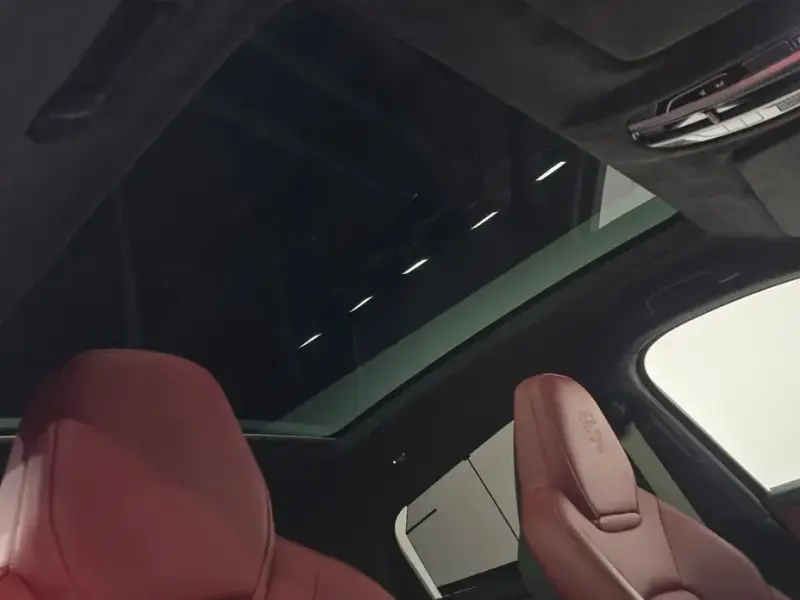 2023 Porsche Cayenne с пробегом 24 476 км