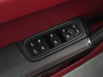 2023 Porsche Cayenne с пробегом 24 476 км