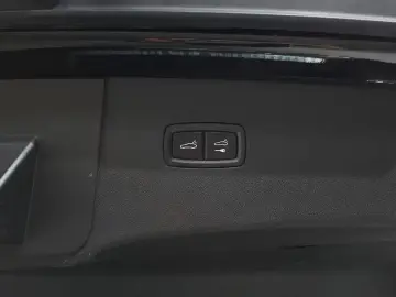 2023 Porsche Cayenne с пробегом 24 476 км