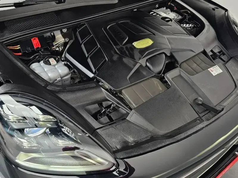 2022 Porsche Cayenne с пробегом 20 737 км